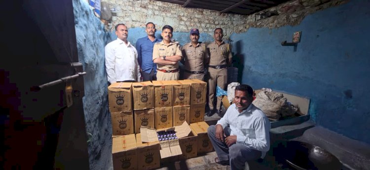 आषाढी  यात्रेच्या  पार्श्वभुमीवर सहाय्यक पोलीस अधिक्षक  प्रशांत डगळे यांची  शहरातील अवैध दारू साठा करणारे इसमांवर कारवाई "