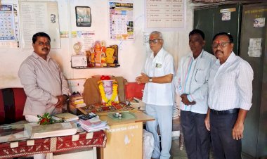 डॉ. एस आर रंगनाथन यांची जयंती बार्शीच्या कर्मवीर सार्वजनिक ग्रंथालयामध्ये उत्साहाने साजरी.