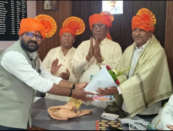 ग्रंथमिञ गुलाबराव पाटील राज्य ग्रंथालय संघाच्या प्रमुखकार्यवाहपदी तर कार्याध्यक्षपदी सोपानराव पवार यांची निवड.