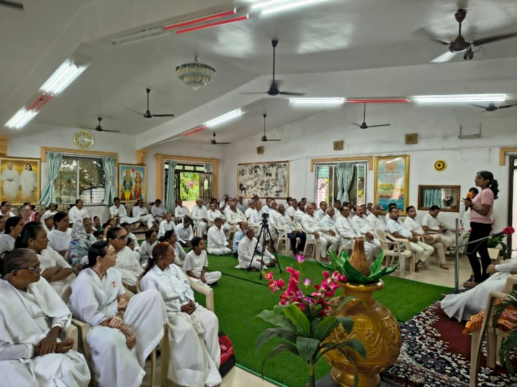 अध्यात्मिक व्यासपीठावर पोहोचला सायबर सुरक्षेचा संदेश; ज्येष्ठ नागरिकांमध्ये जनजागृती.