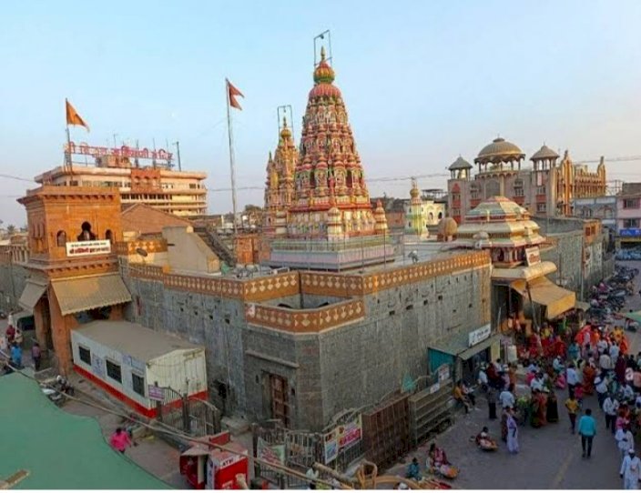 श्री विठ्ठल - रुक्मिणी यांच्या महावस्त्र महासेलला भाविकांचा उत्स्फूर्त प्रतिसाद; तीन दिवसांची मुदतवाढ.  ◾सुमारे २० लाख रुपयांची विक्री; आता २७ ऑगस्टपर्यंत महासेल सुरू राहणार.